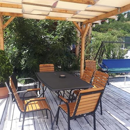 Hotel Casa Oana Ieşelniţa Exterior foto